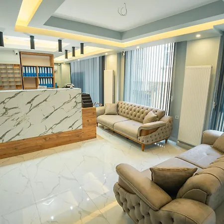 Airport Bayrak Residences Appartamento *