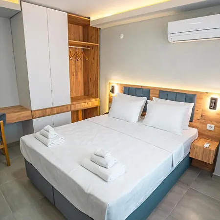 Airport Bayrak Residences Апартаменты *
