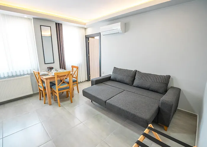 شقة Airport Bayrak Residences *