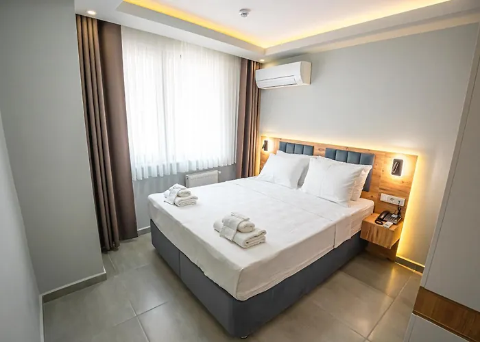 Airport Bayrak Residences *